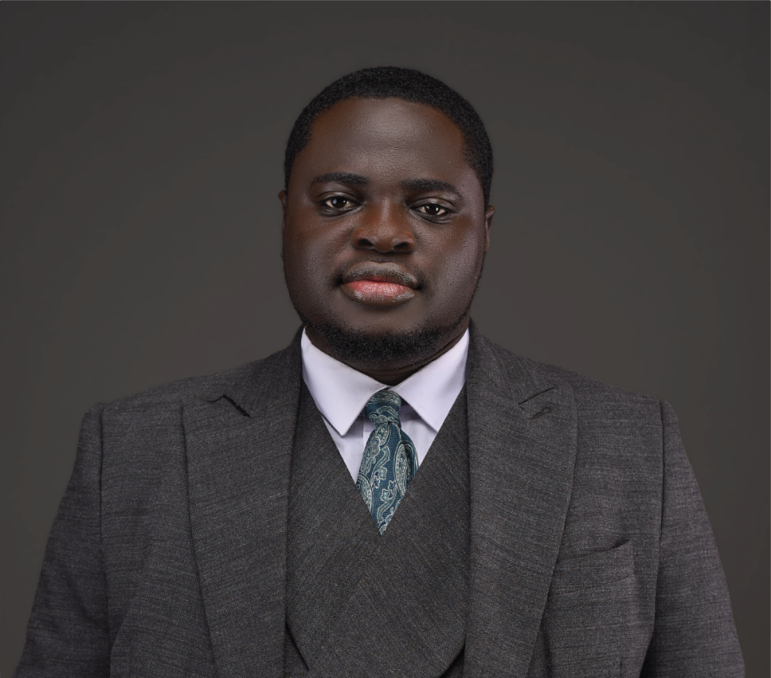 Dr Taiwo Oni